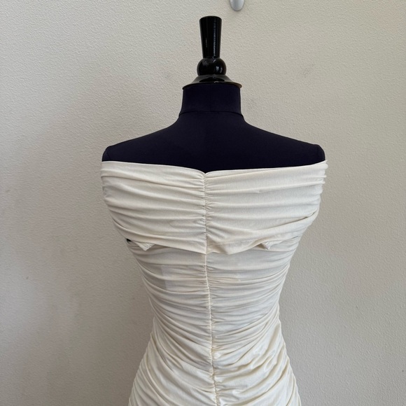 Endless Rose Ruched Bodycon Midi Dress In Cream Small - Picture 6 of 7